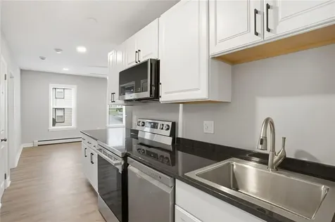 188 Division Street Woonsocket RI 02895