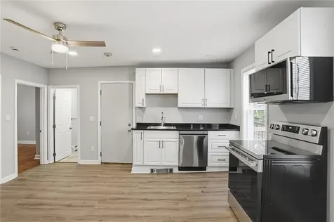 188 Division Street Woonsocket RI 02895