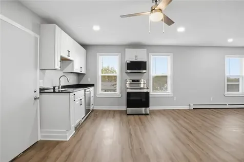 188 Division Street Woonsocket RI 02895