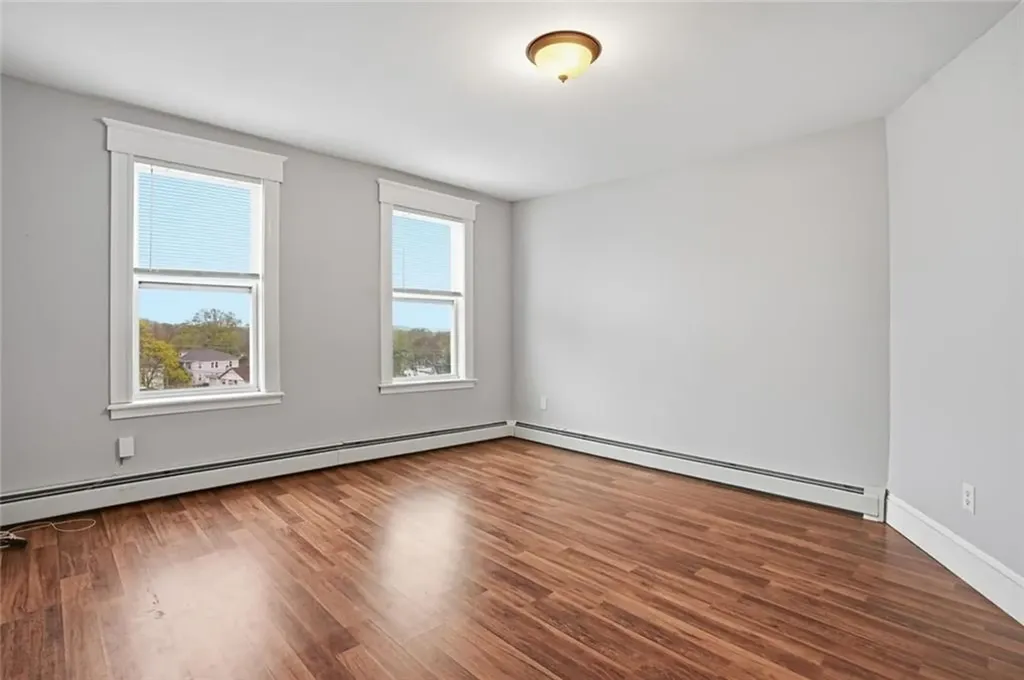 188 Division Street Woonsocket RI 02895