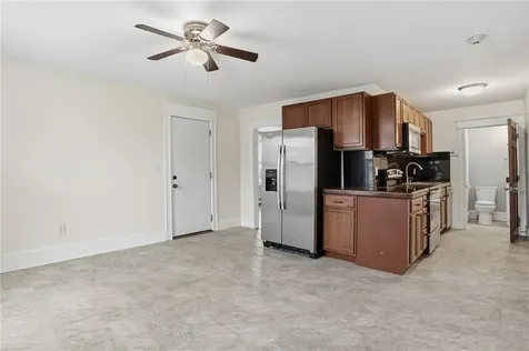 188 Division Street Woonsocket RI 02895
