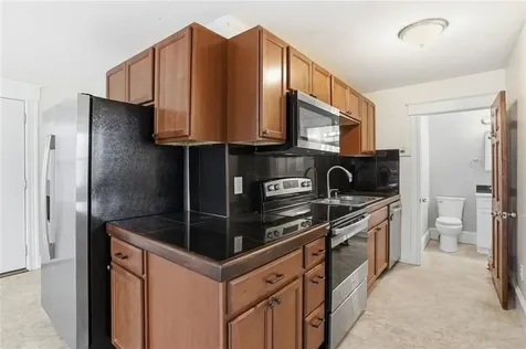 188 Division Street Woonsocket RI 02895