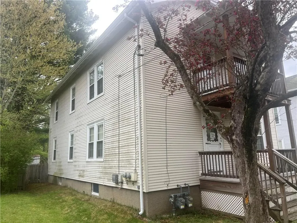 269 6th Avenue Woonsocket RI 02895