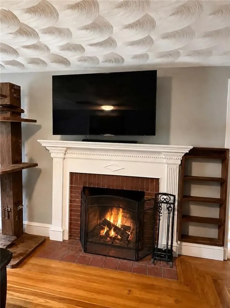 625 Mendon Road Cumberland RI 02864