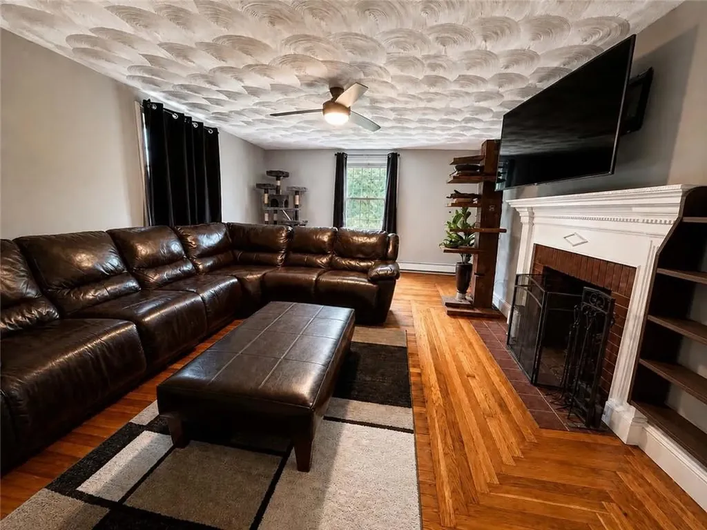 625 Mendon Road Cumberland RI 02864