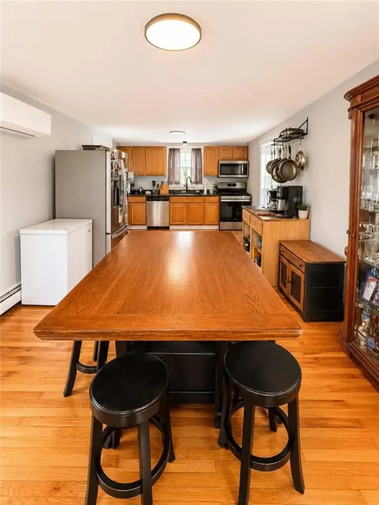 625 Mendon Road Cumberland RI 02864