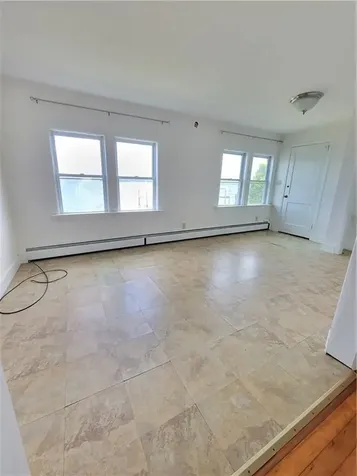 38 Aquidneck Avenue Portsmouth RI 02871