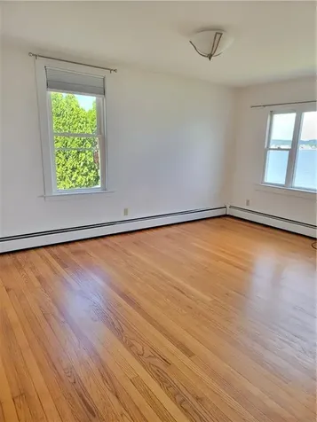 38 Aquidneck Avenue Portsmouth RI 02871