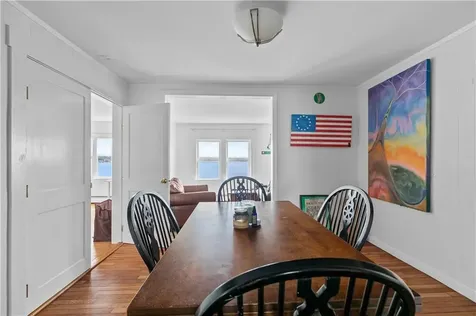 38 Aquidneck Avenue Portsmouth RI 02871