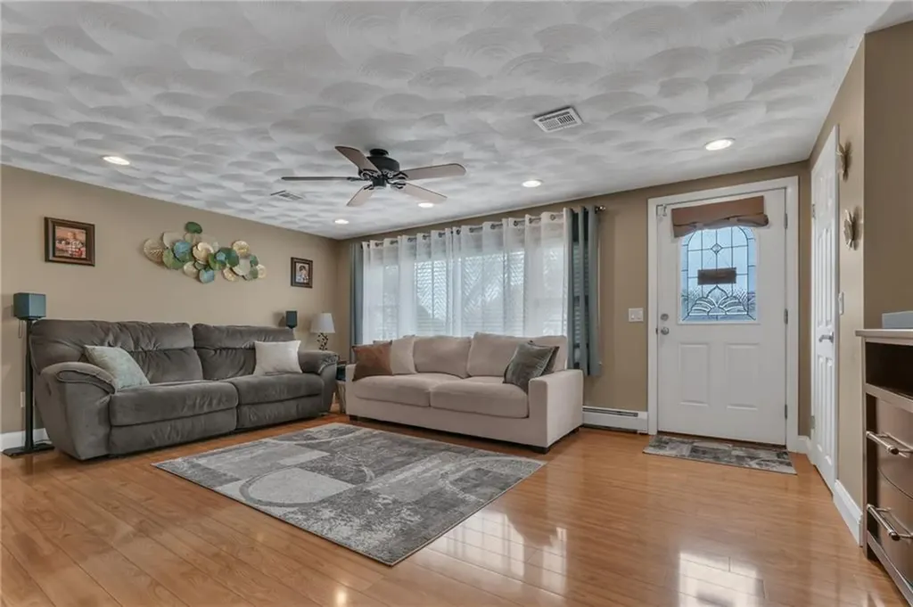 10 Mecca Street North Providence RI 02904