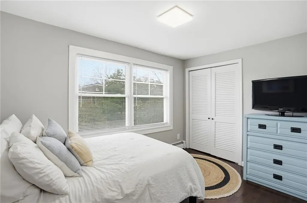 8 Emery Road Warren RI 02885