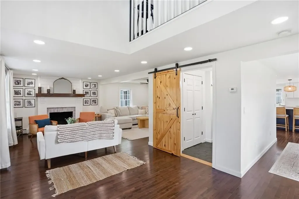 8 Emery Road Warren RI 02885