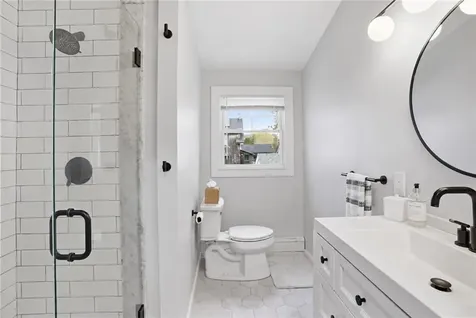 8 Emery Road Warren RI 02885