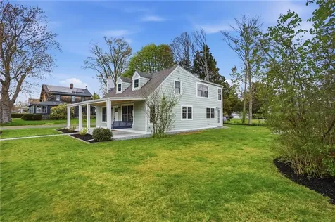 8 Emery Road Warren RI 02885