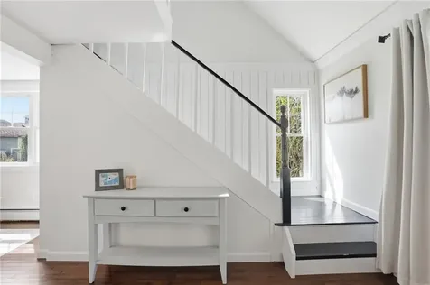 8 Emery Road Warren RI 02885