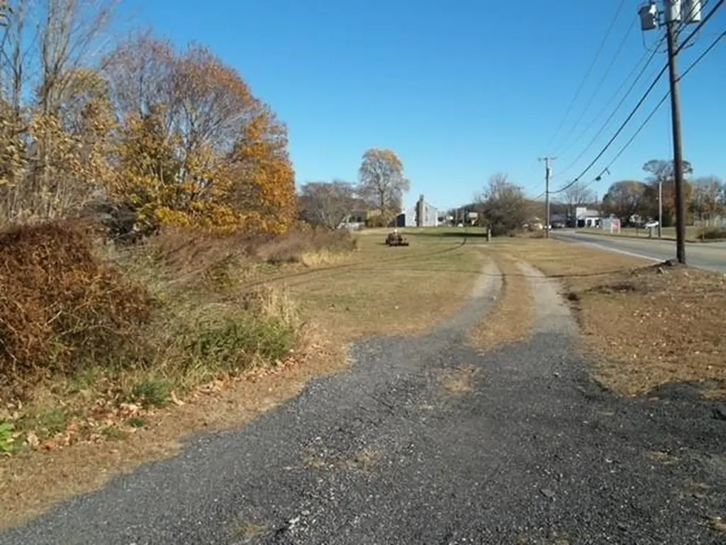 0 Plainfield Pike Johnston RI 02919