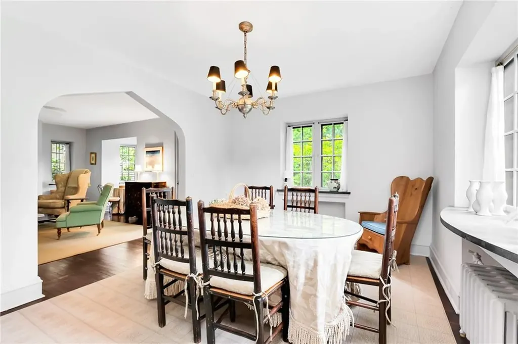515 Indian Avenue Middletown RI 02842