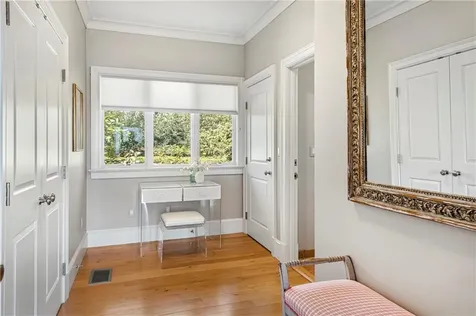 515 Indian Avenue Middletown RI 02842