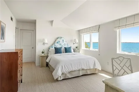 515 Indian Avenue Middletown RI 02842