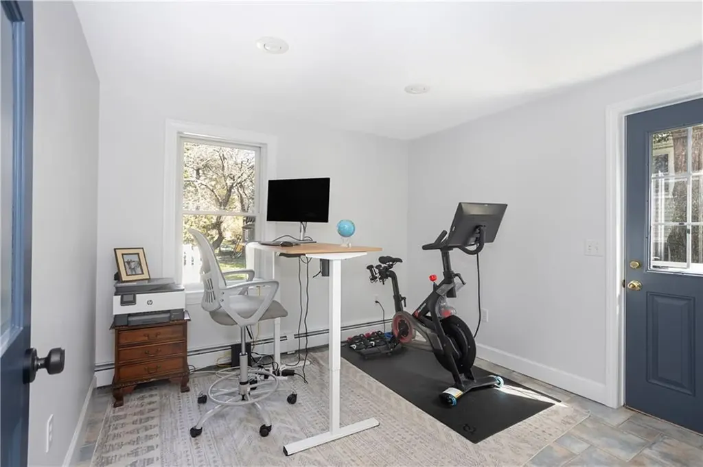 18 Lugger Street Jamestown RI 02835