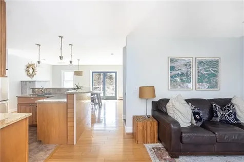 18 Lugger Street Jamestown RI 02835