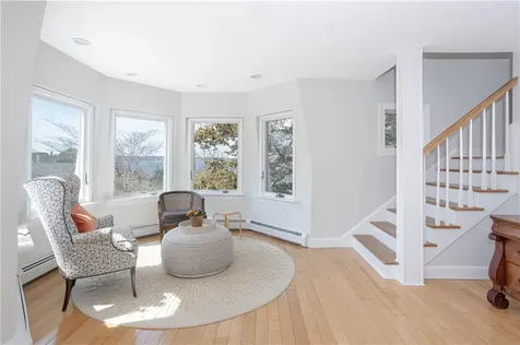 18 Lugger Street Jamestown RI 02835