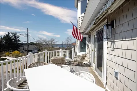 18 Lugger Street Jamestown RI 02835