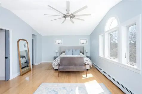 18 Lugger Street Jamestown RI 02835