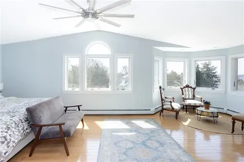 18 Lugger Street Jamestown RI 02835