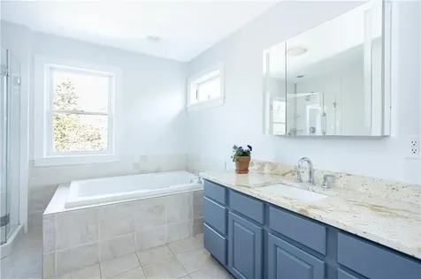 18 Lugger Street Jamestown RI 02835