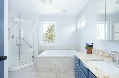 18 Lugger Street Jamestown RI 02835