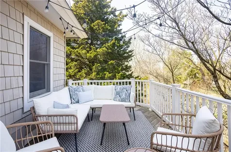18 Lugger Street Jamestown RI 02835