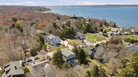 18 Lugger Street Jamestown RI 02835