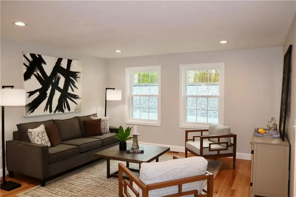 165 Glendale Avenue Woonsocket RI 02895