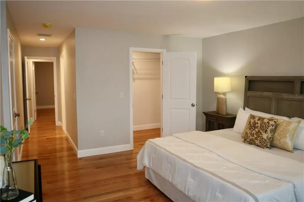 165 Glendale Avenue Woonsocket RI 02895