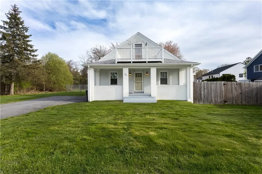 20 West View Street Warwick RI 02889