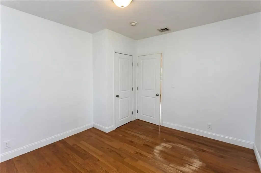 20 West View Street Warwick RI 02889