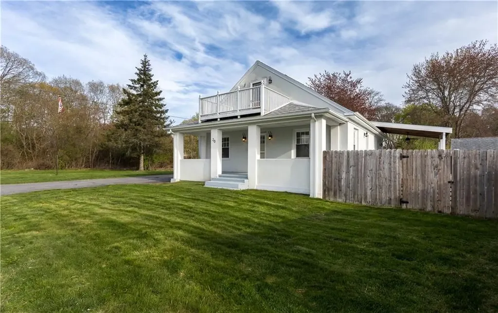 20 West View Street Warwick RI 02889