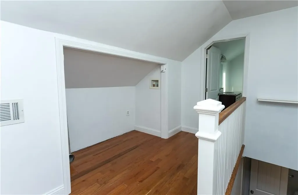 20 West View Street Warwick RI 02889