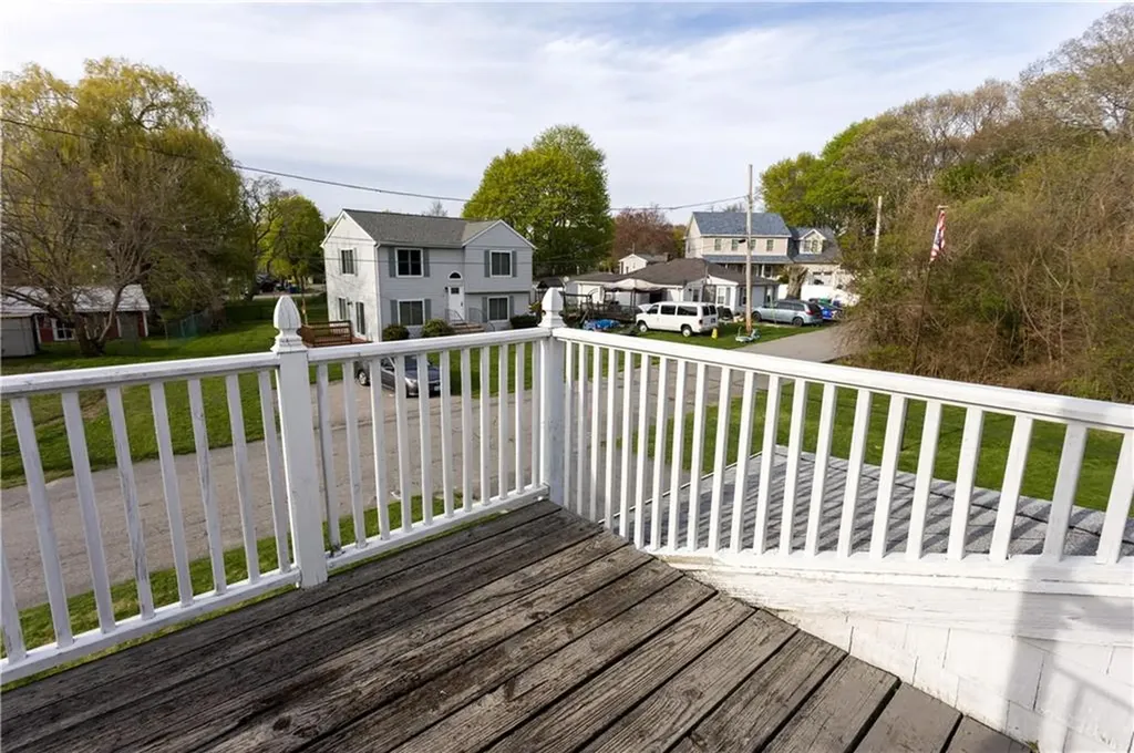 20 West View Street Warwick RI 02889