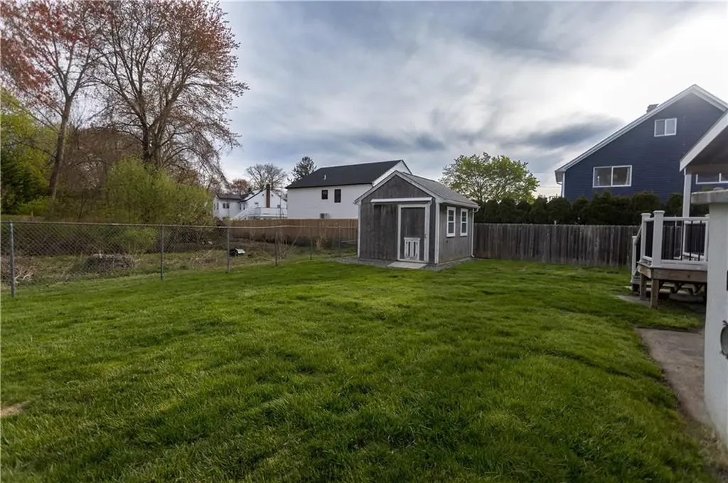 20 West View Street Warwick RI 02889