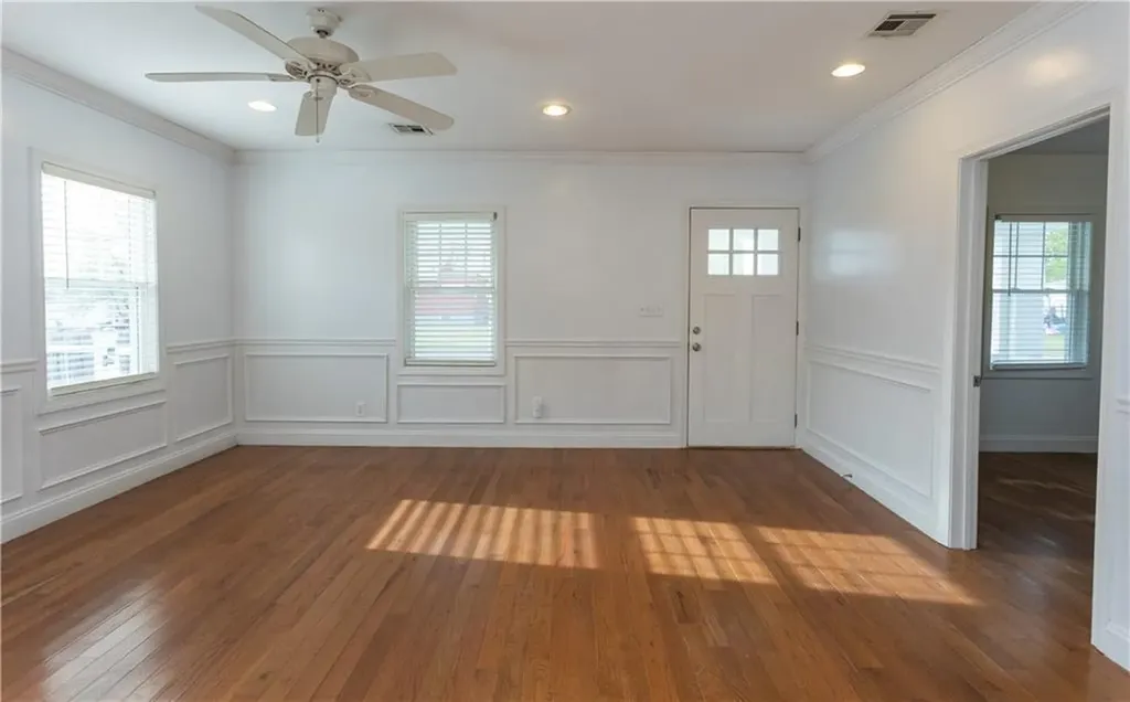 20 West View Street Warwick RI 02889