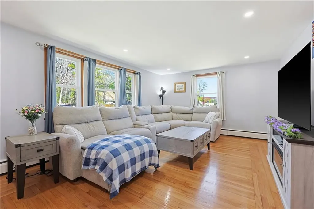 18 Adelaide Avenue Smithfield RI 02917