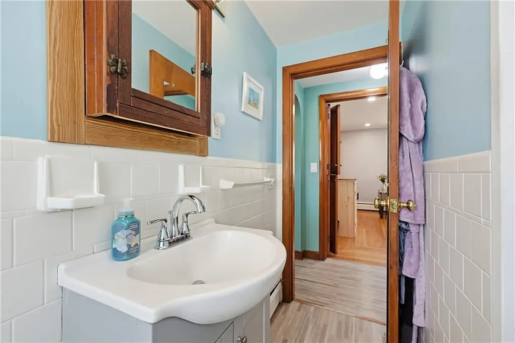 18 Adelaide Avenue Smithfield RI 02917