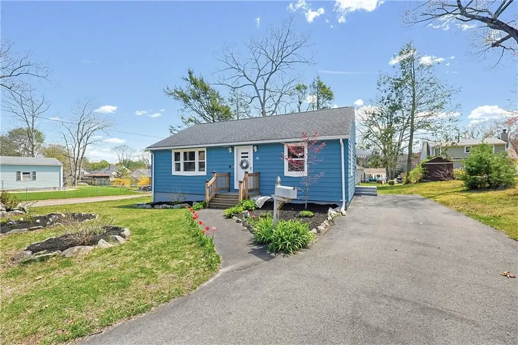 18 Adelaide Avenue Smithfield RI 02917