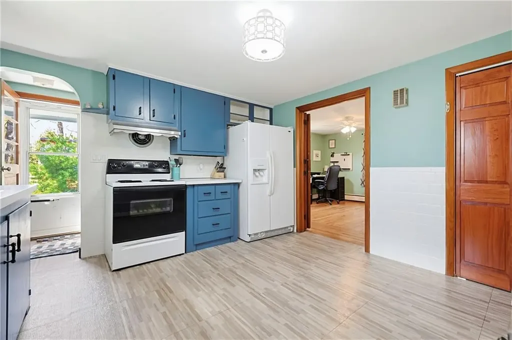 18 Adelaide Avenue Smithfield RI 02917