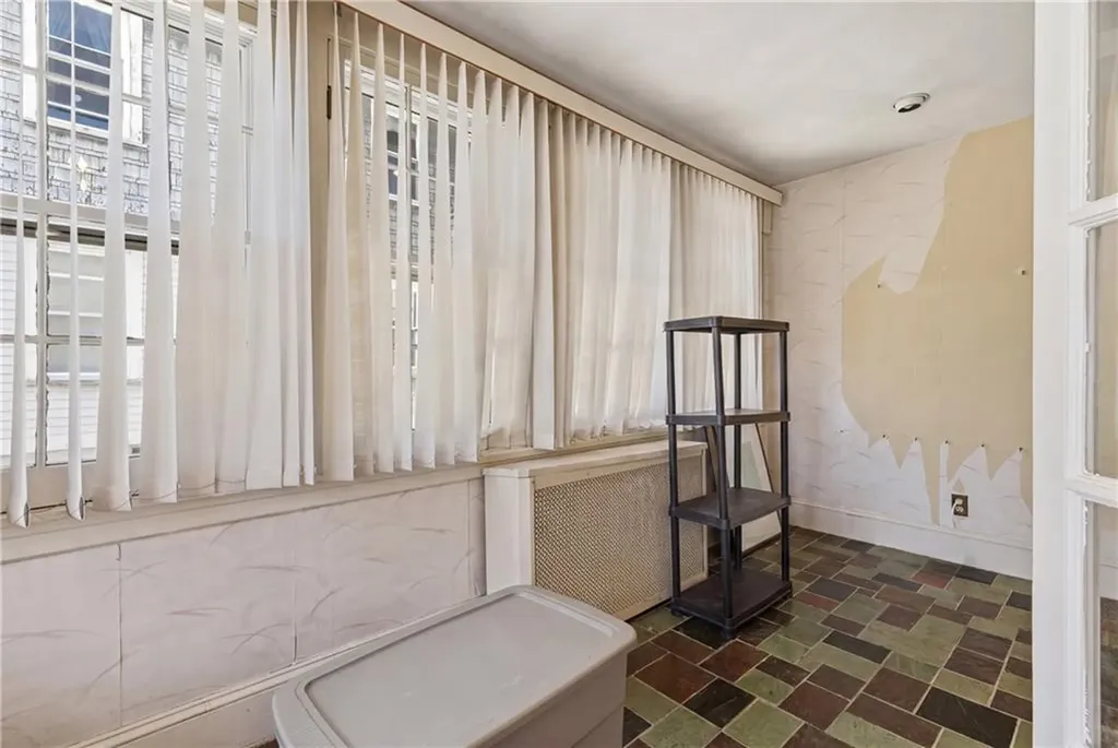 448 Gaskill Street Woonsocket RI 02895