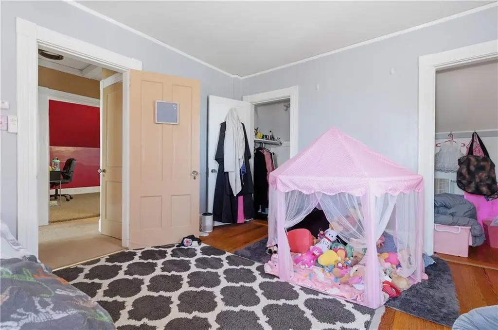 448 Gaskill Street Woonsocket RI 02895