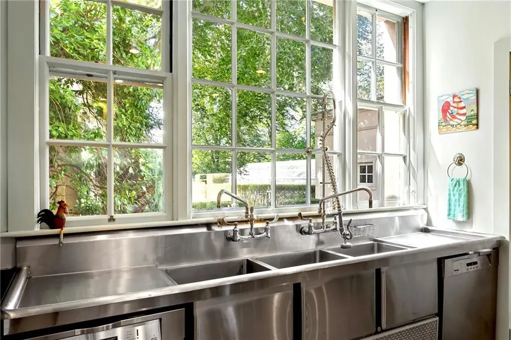 601 Bellevue Avenue Newport RI 02840