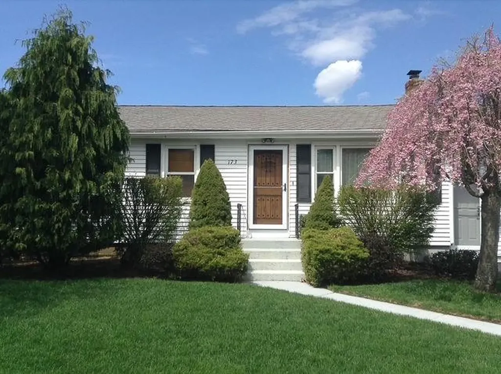 173 Hopkins Hill Road Coventry RI 02816
